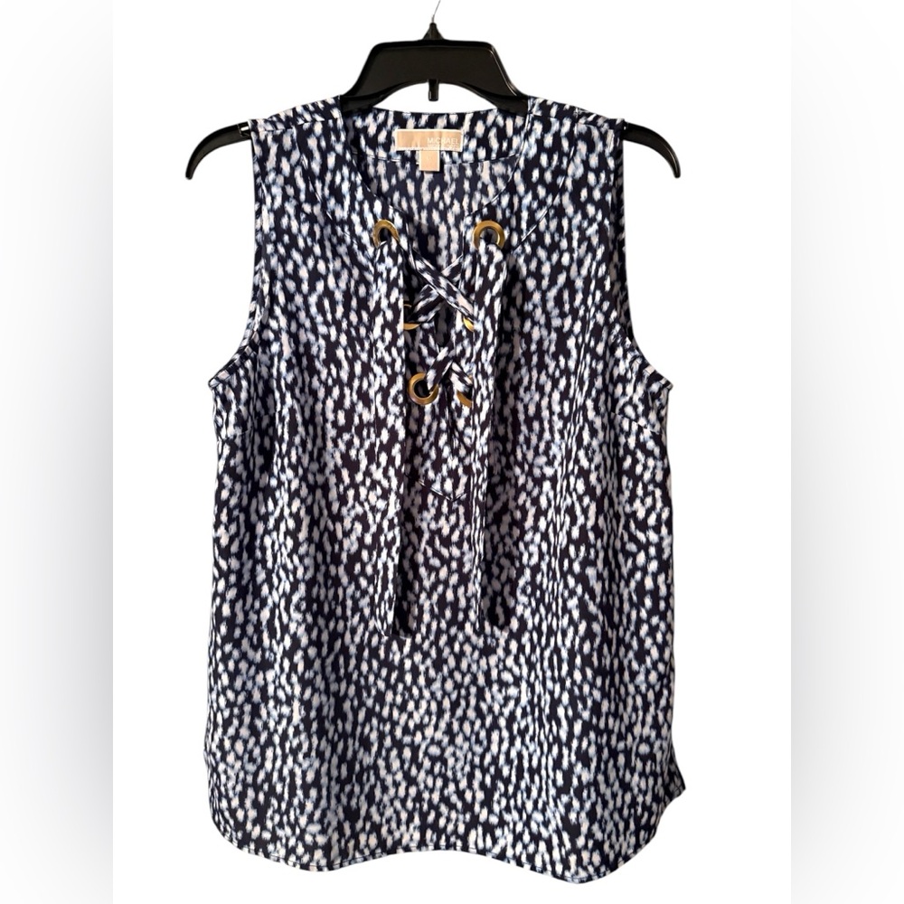 Sleeveless navy light, blue n white Top with tie front! Michael Kors size medium